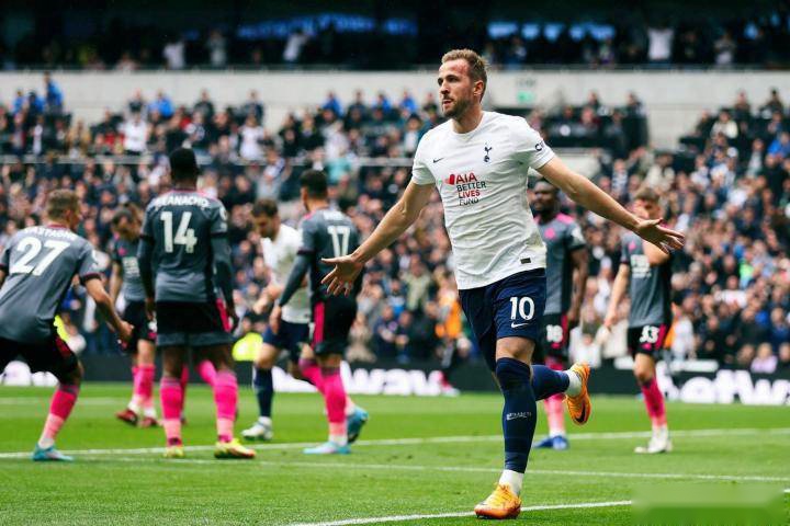 兰足坛对什 兰足坛对什