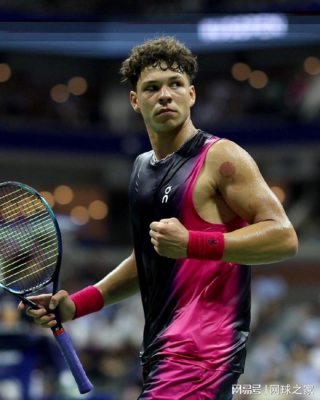 进行比赛 进行比赛