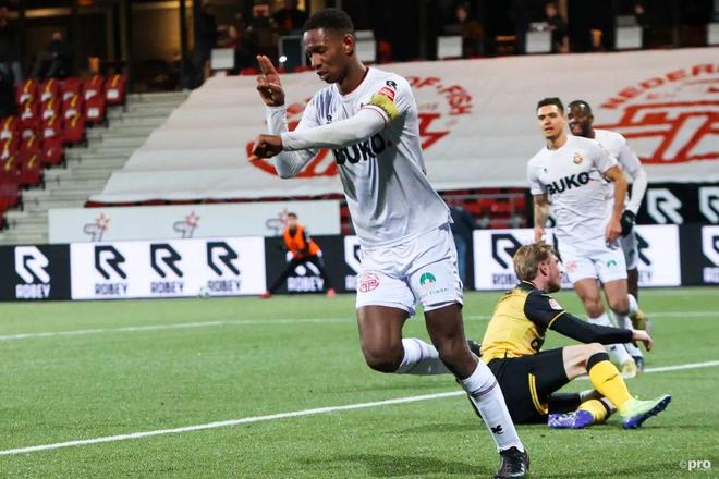 史密斯的外 史密斯的外